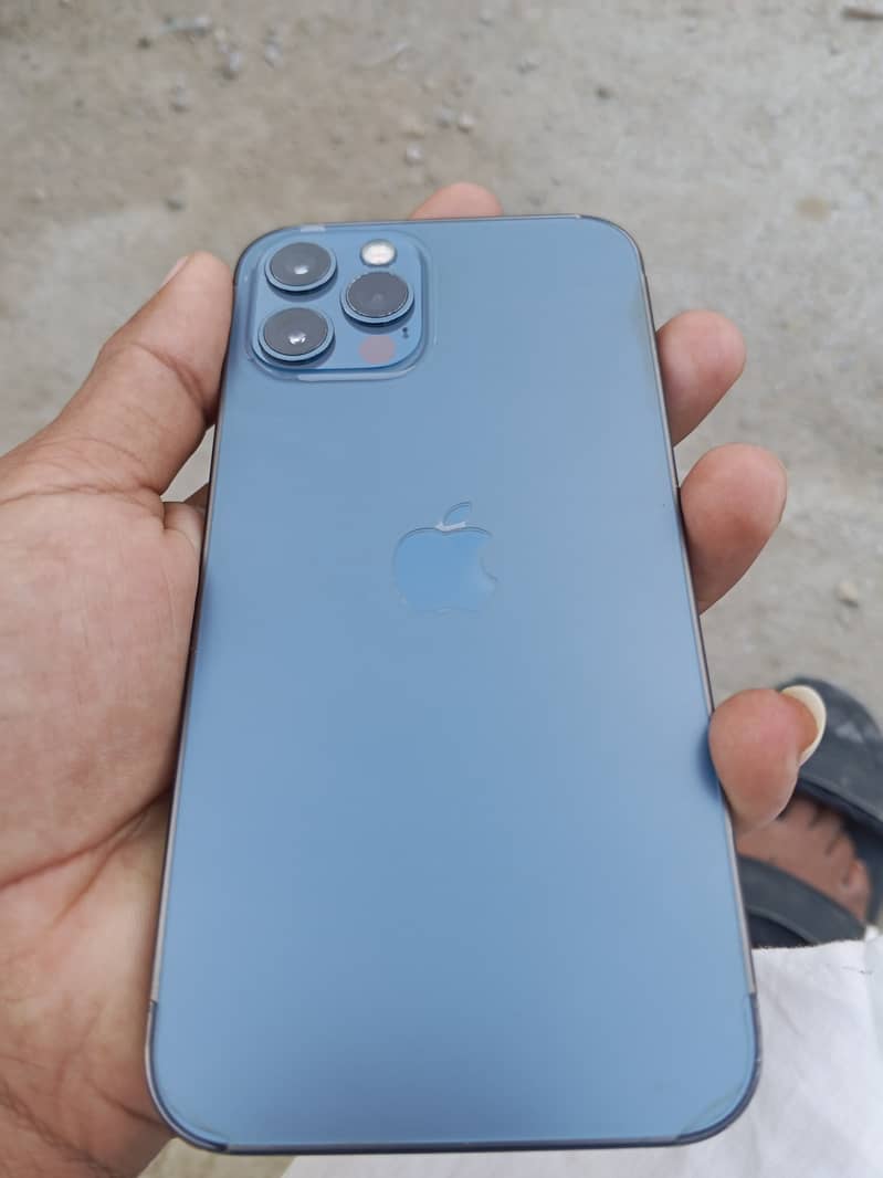 Apple iPhone 12 Pro 1
