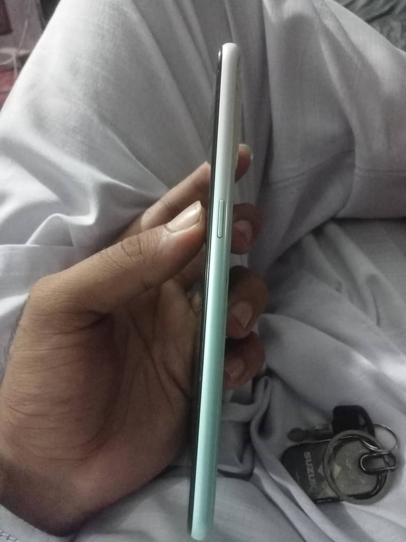 OPPO A31 1