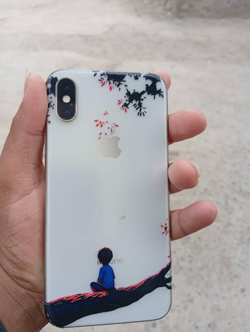 Apple iPhone XS 12