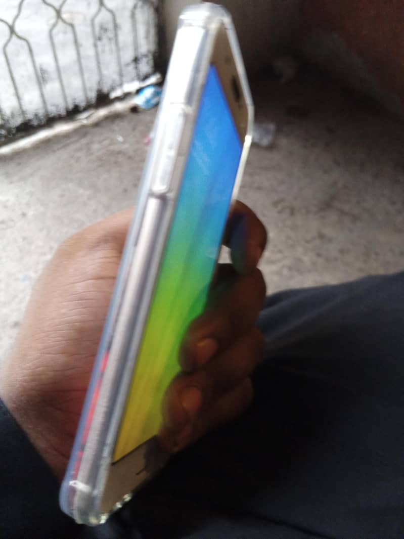 OPPO A57 4