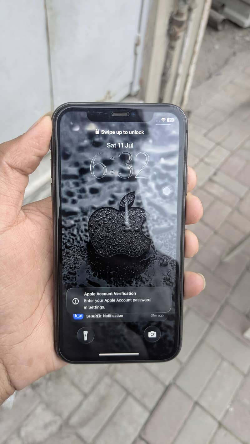 Apple iPhone 11 5