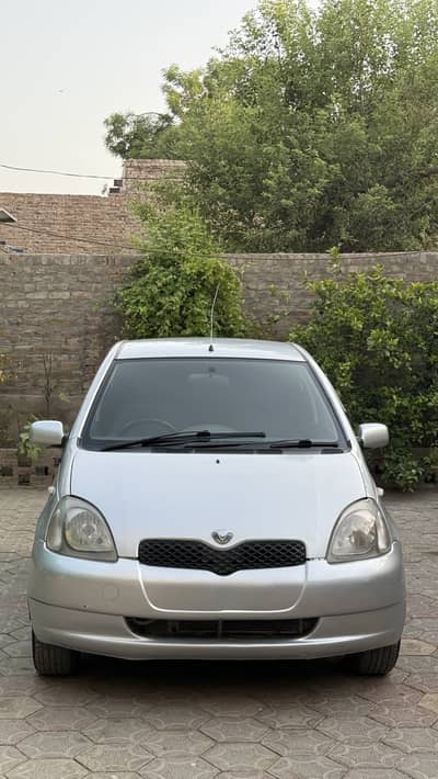 Toyota Vitz 2006