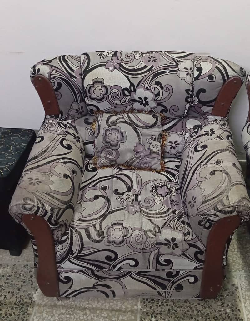 7 seater sofa 1