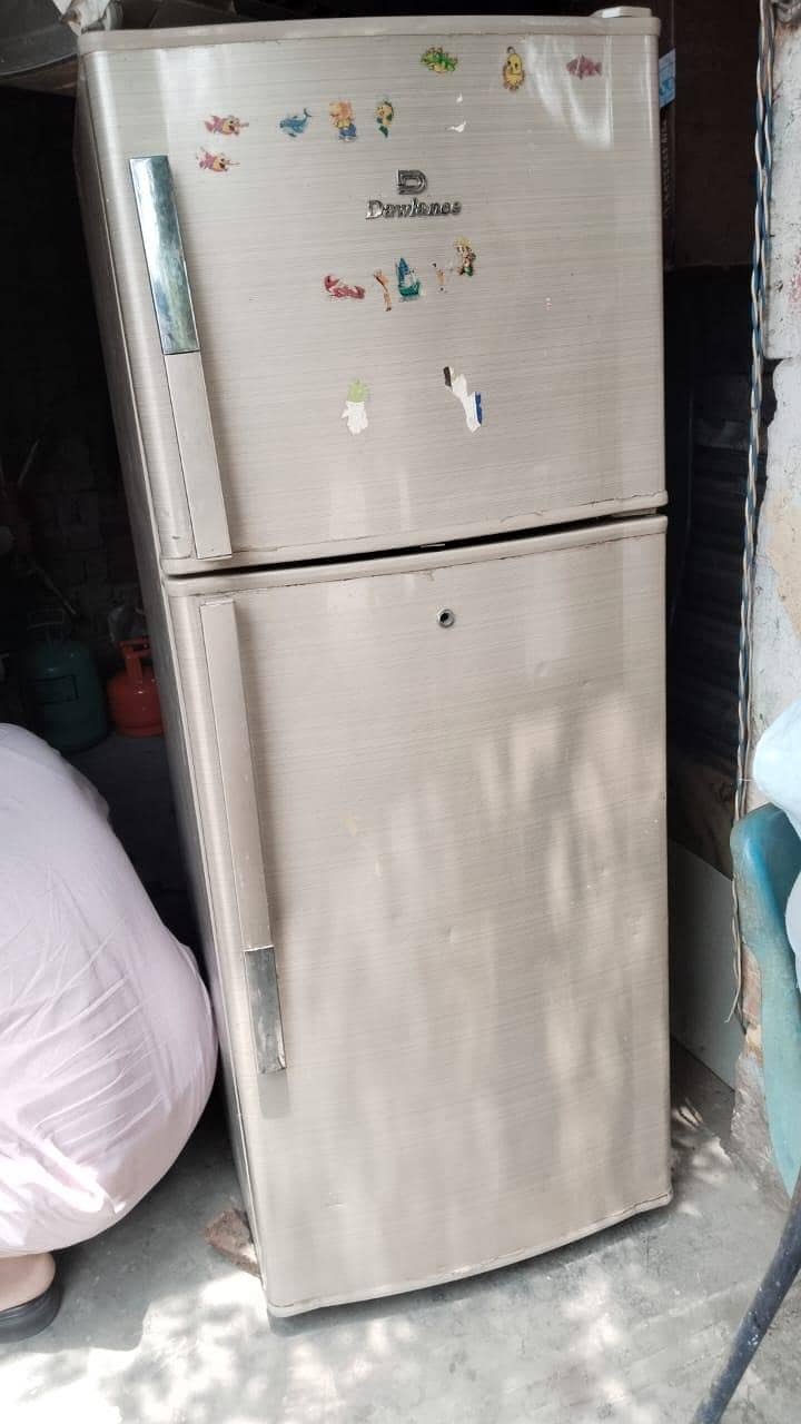 Refrigerator 0