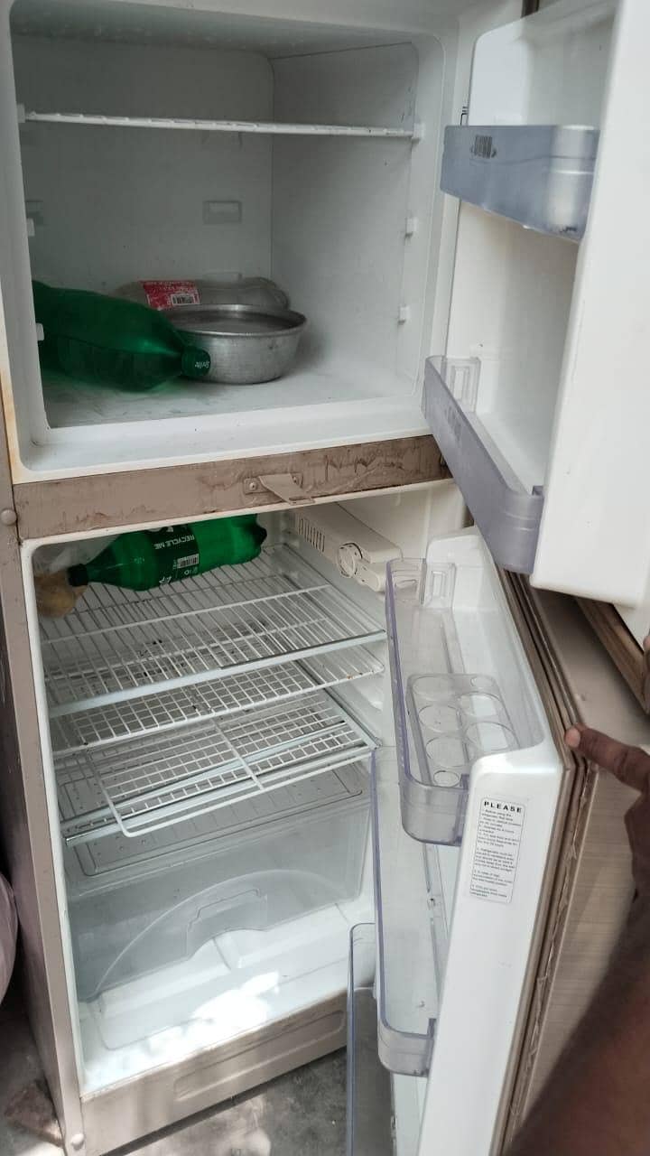 Refrigerator 2