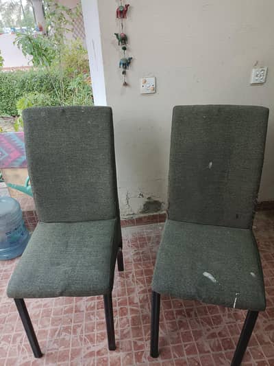 chairs available for sell