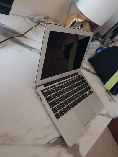 macbook air 2011