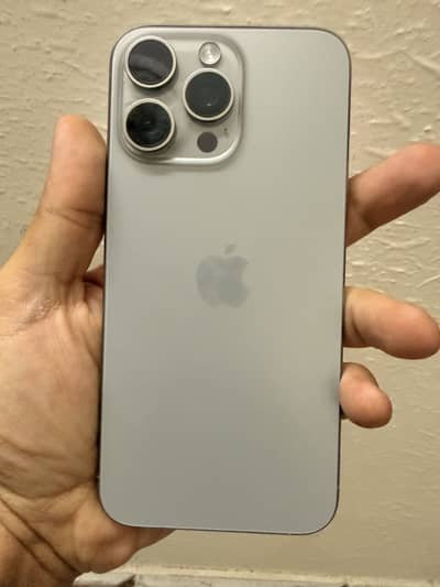 Apple iPhone 15 Pro Max