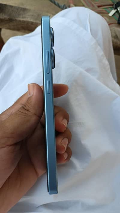 Realme 13