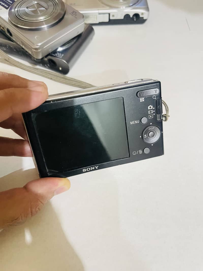 Digital cameras 7