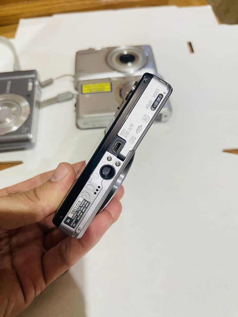Digital cameras 8