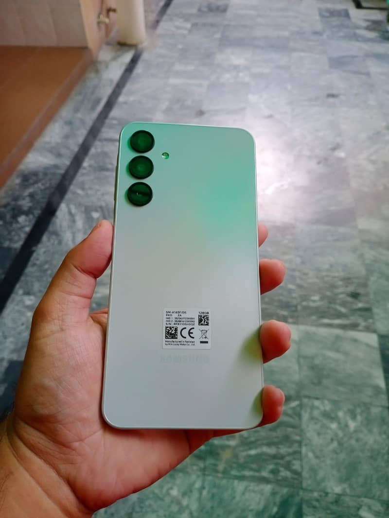 Samsung Mobile A16 1