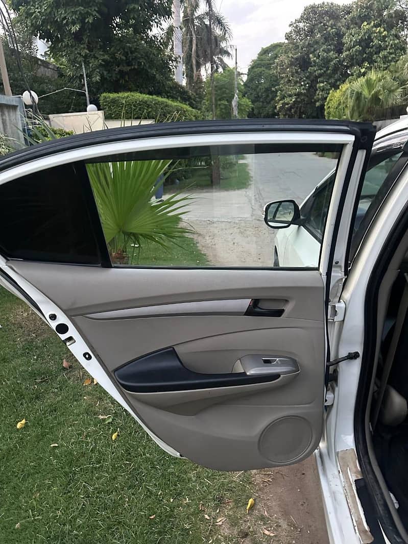 Honda City IVTEC 2017 4