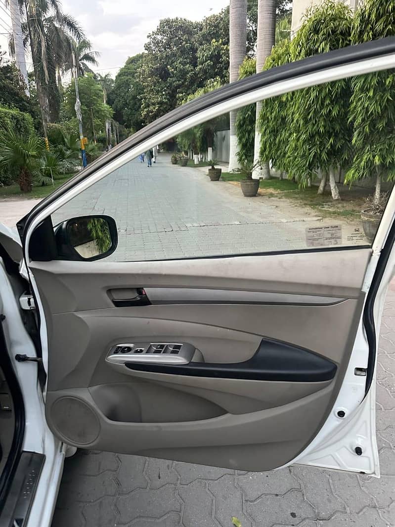 Honda City IVTEC 2017 6