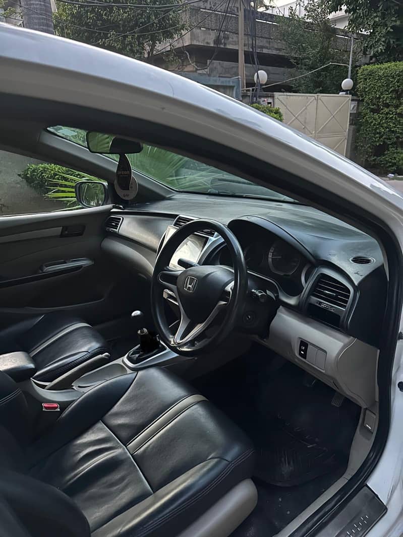 Honda City IVTEC 2017 13