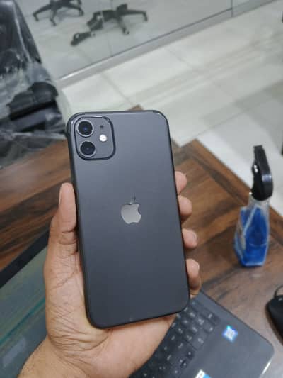 I phone 11 64 Gb