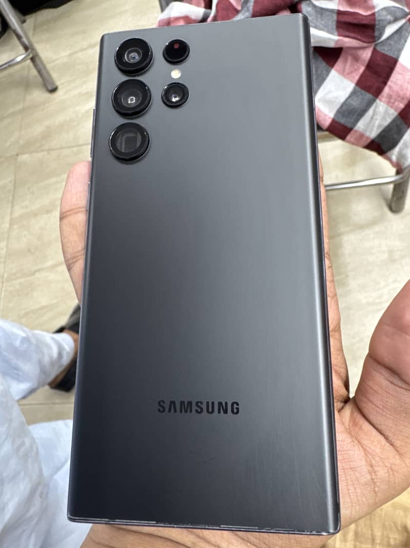 Samsung Mobile S22 Ultra 6
