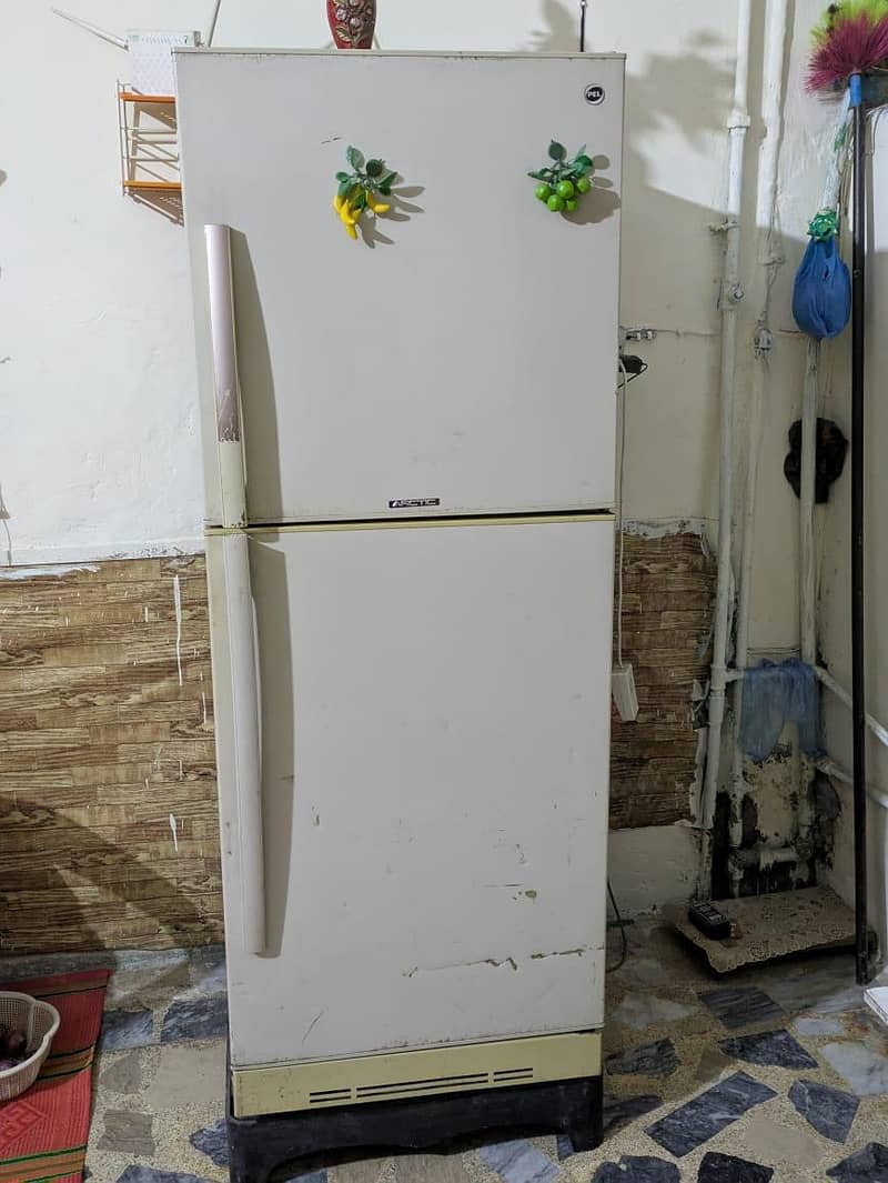 Refrigerator 1