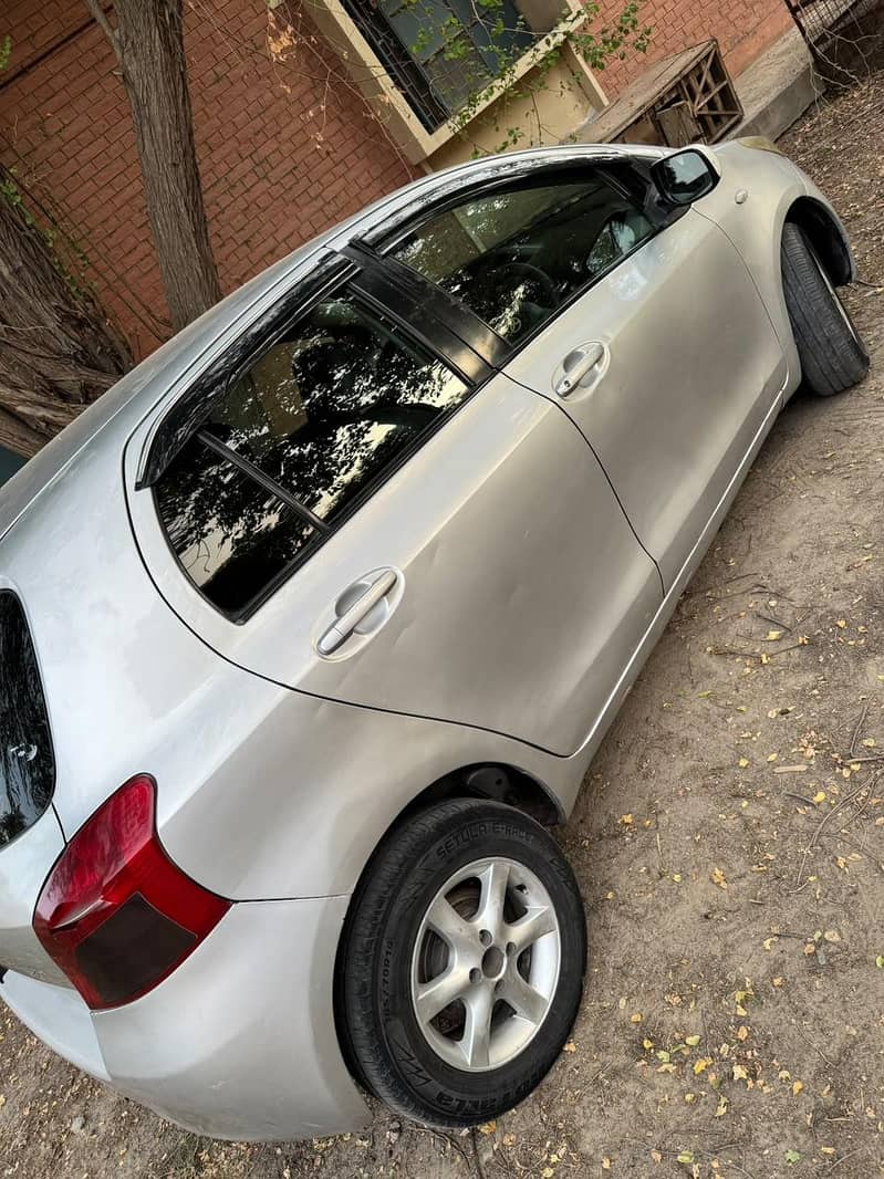 Toyota Vitz 2007 0