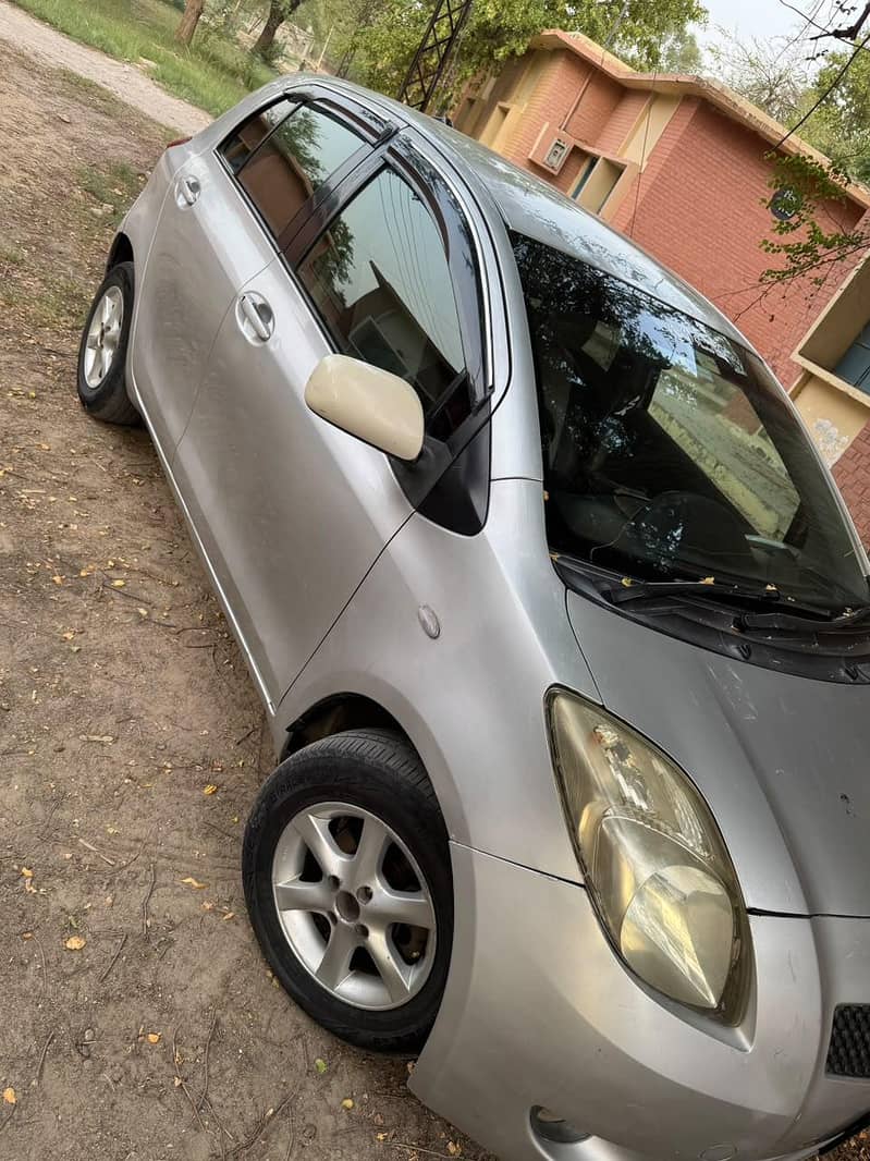 Toyota Vitz 2007 3