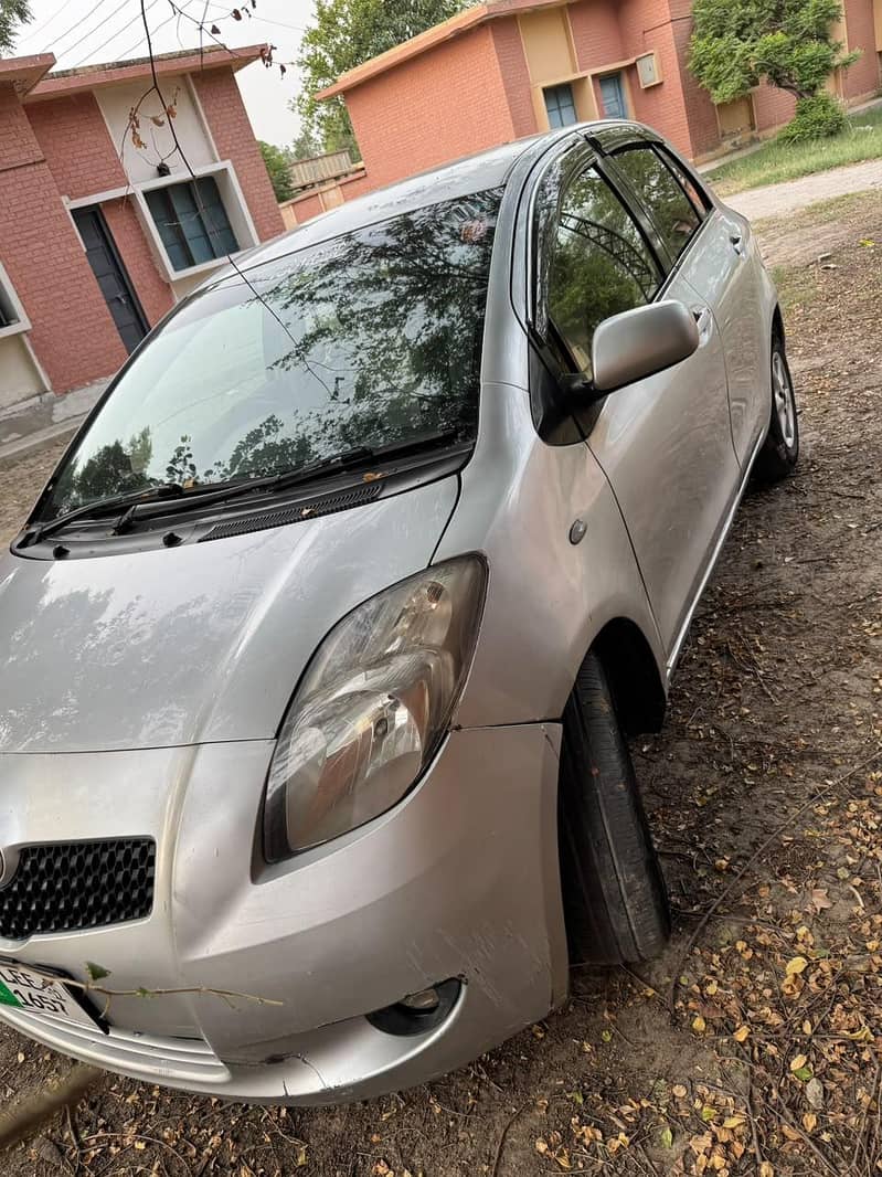 Toyota Vitz 2007 4