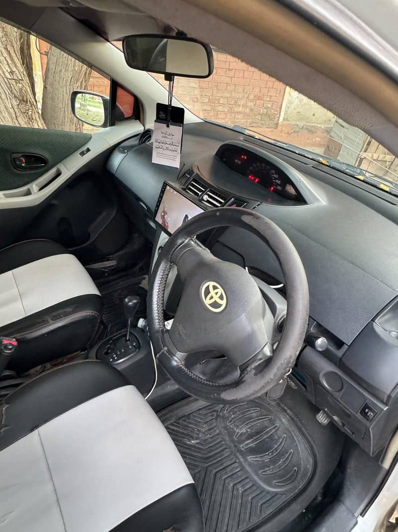 Toyota Vitz 2007 6