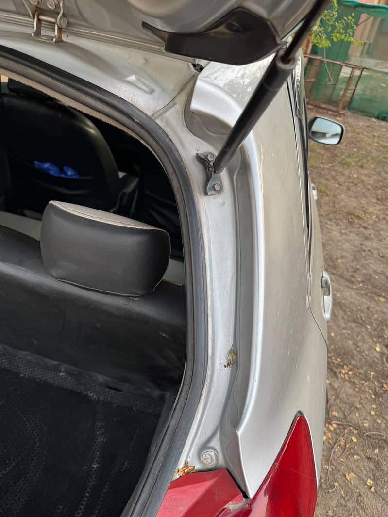Toyota Vitz 2007 9