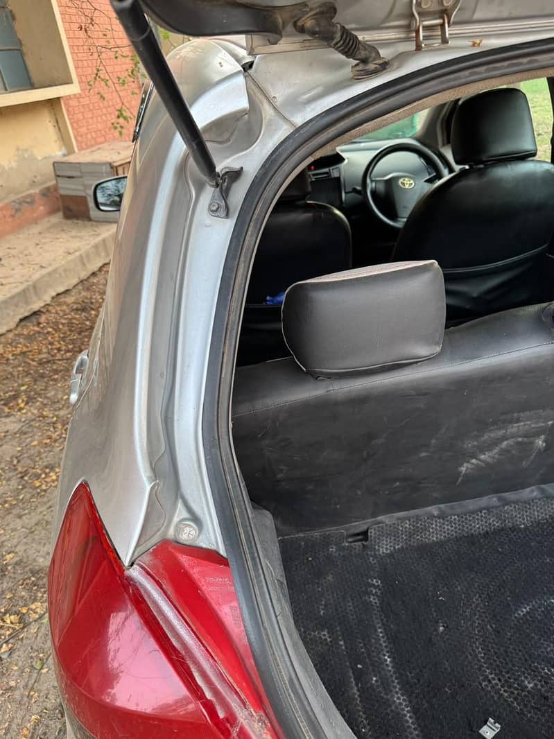 Toyota Vitz 2007 10