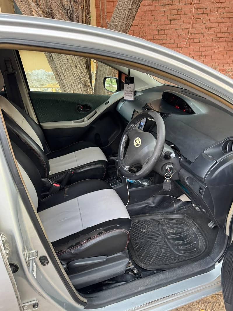 Toyota Vitz 2007 17