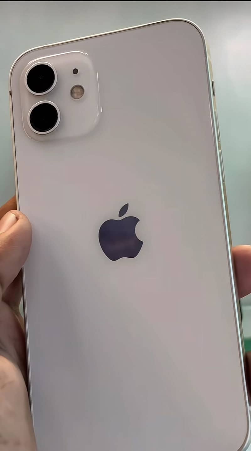 Apple iPhone 12 0