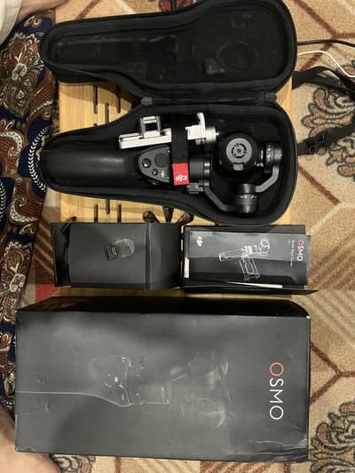 Dji Osmo camera (Stabilize video recording camera)