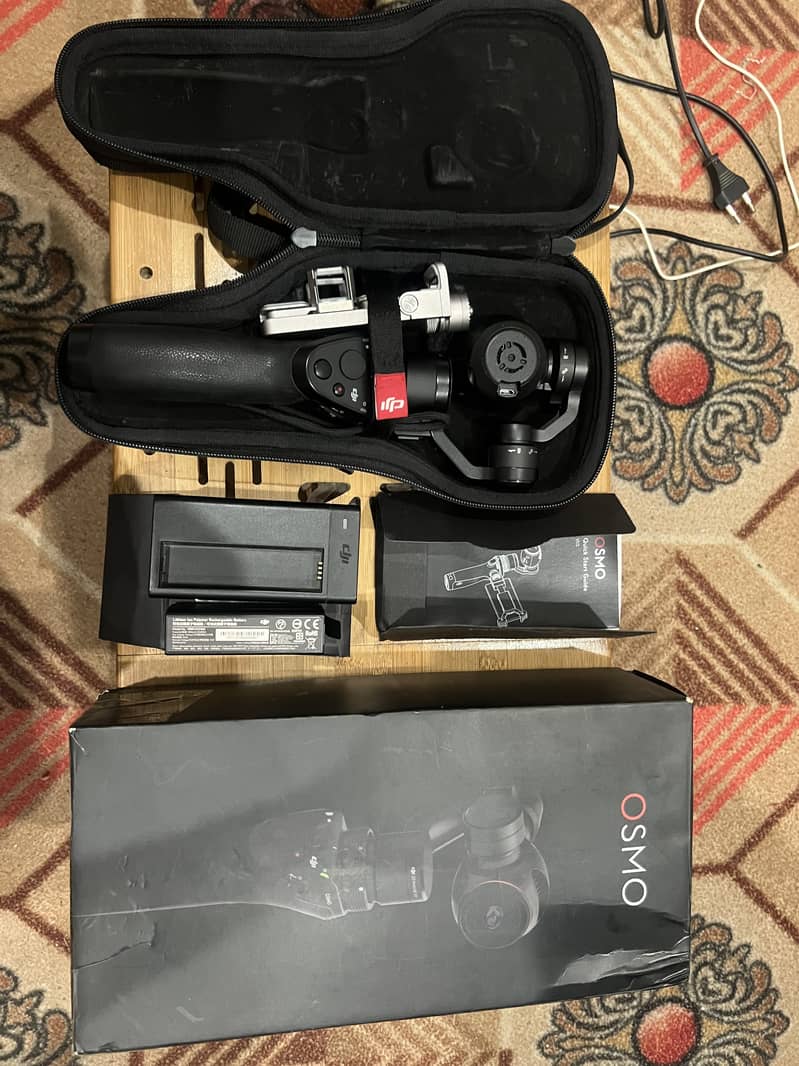 Dji Osmo camera (Stabilize video recording camera) 1