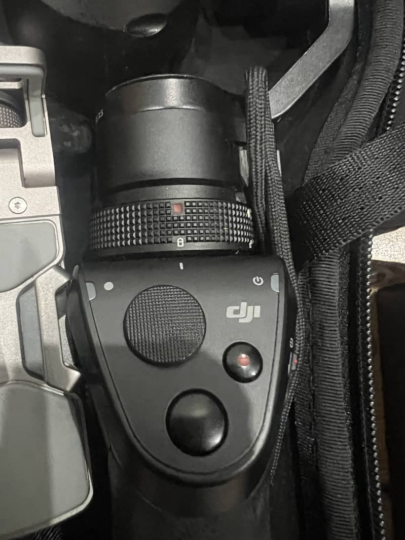 Dji Osmo camera (Stabilize video recording camera) 3