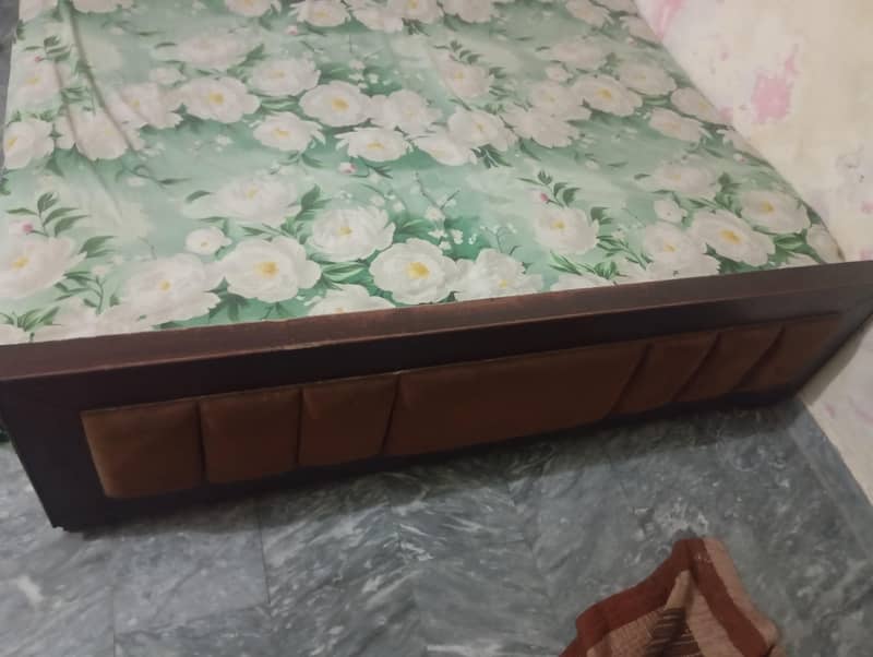Single Bed 1