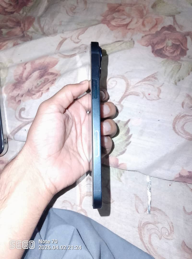 Iphone 14 plus 4