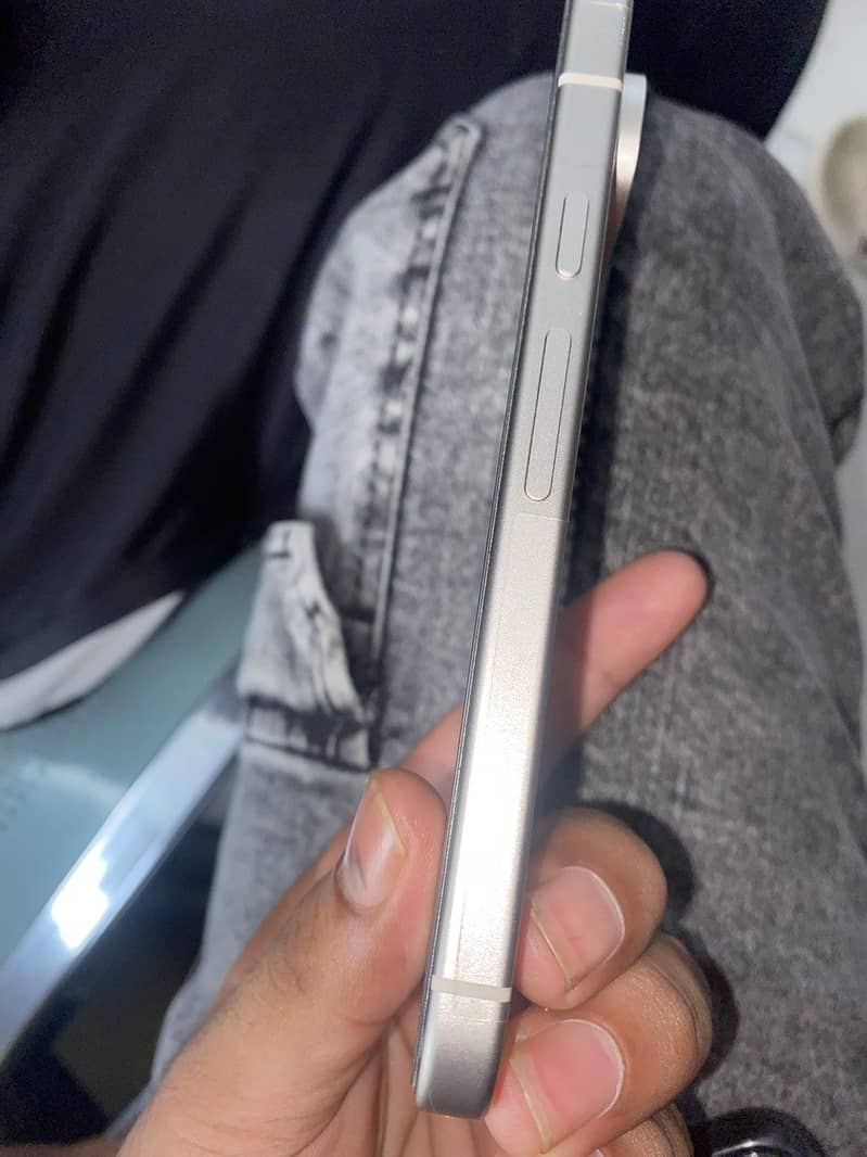 Google Pixel 9 3