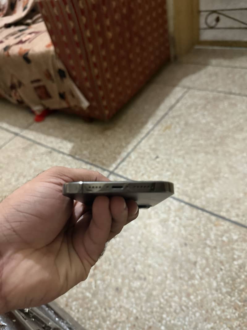 Apple iPhone 12 Pro Max 4