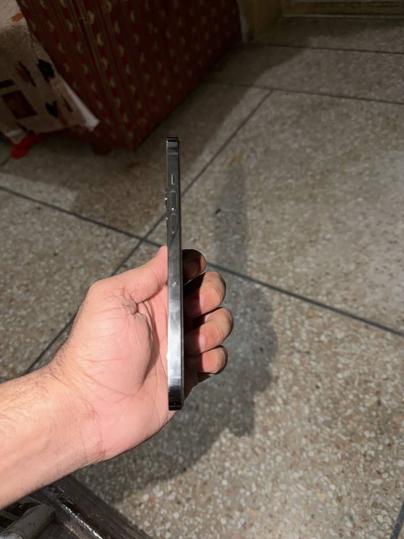 Apple iPhone 12 Pro Max 7