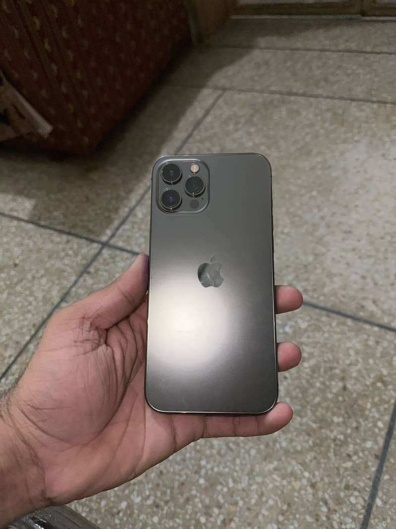 Apple iPhone 12 Pro Max 10