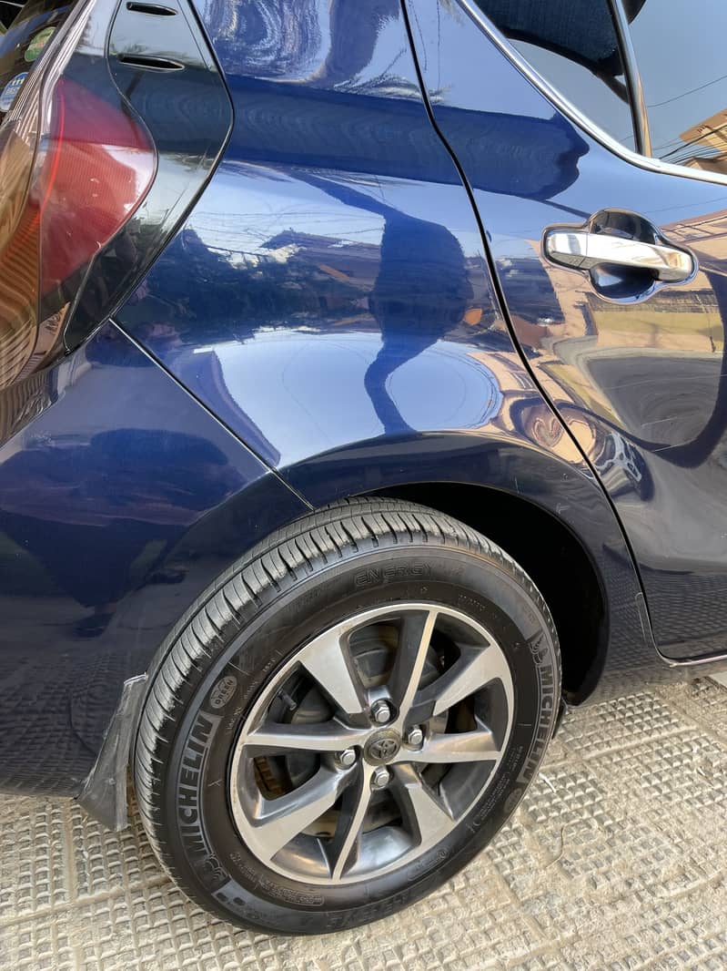 Toyota Aqua 2019 10