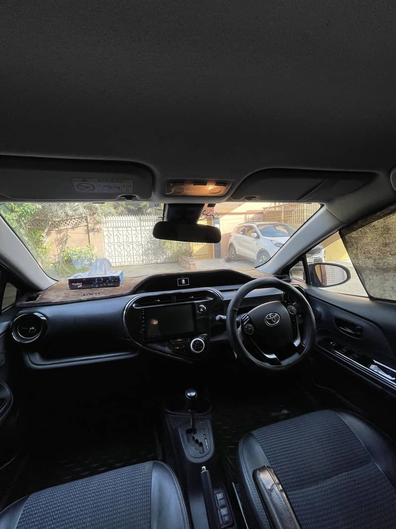 Toyota Aqua 2019 19