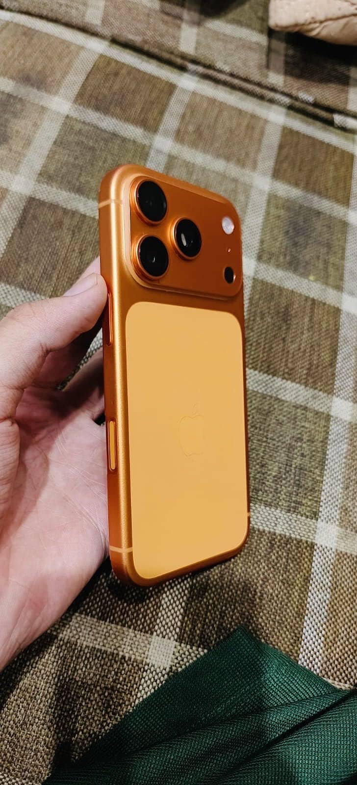 Apple iPhone 17 Pro jv 3