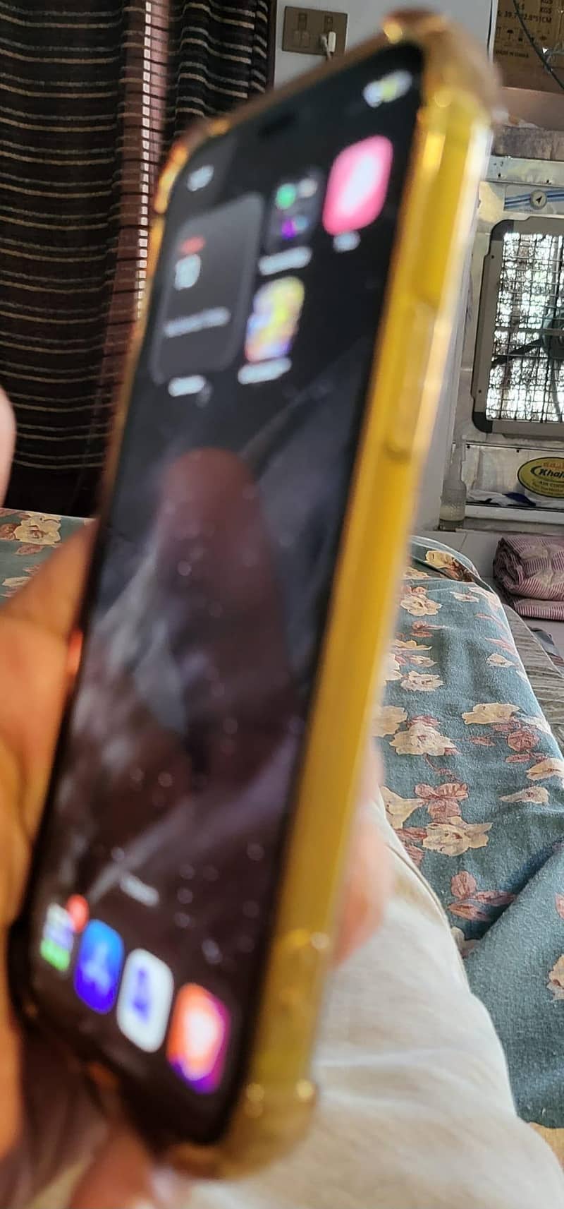 Apple iPhone 12 2