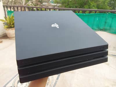 Playstation ps4 pro [canada version]  