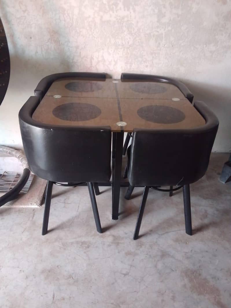 4chair +table 0