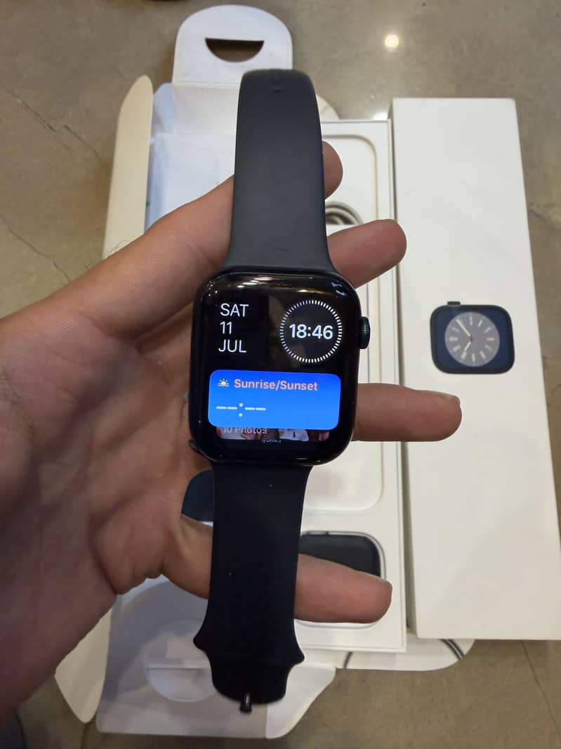 Apple watch series 8 5