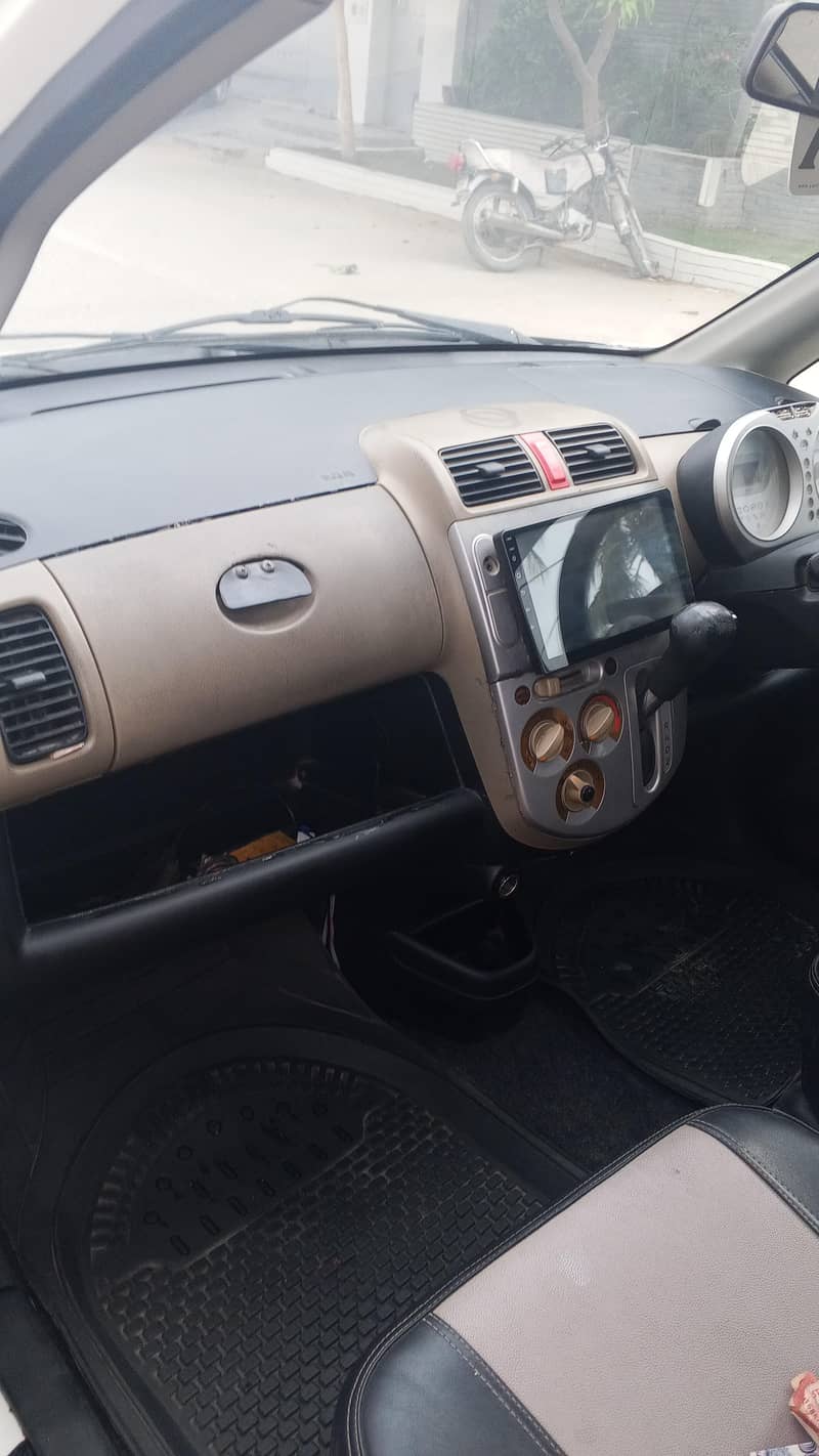 Honda Life 2007 12