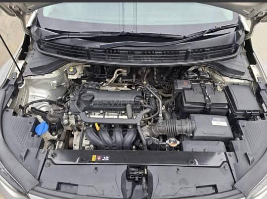 KIA STONIC 2021 6