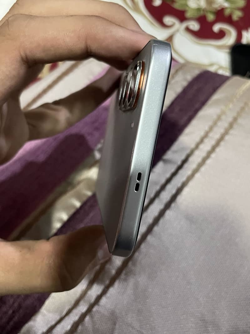 Infinix Hot 60 pro 4