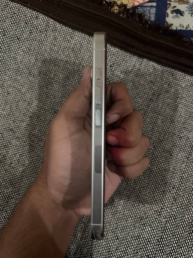 Apple iPhone 15 Pro Non Pta 5